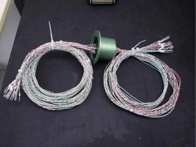 Flange KF50 - 24 x Thermocouple : 12*K + 12*T (wire)