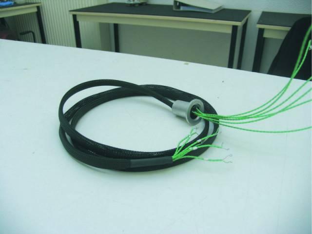Flange KF25 - 6 x Thermocouple K (wire)