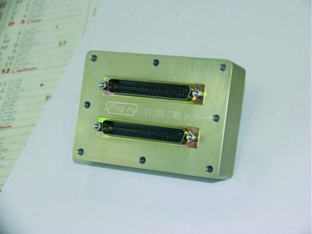 SPECIAL Feedthrough - Module 2 x Dsub 37 pins, type T