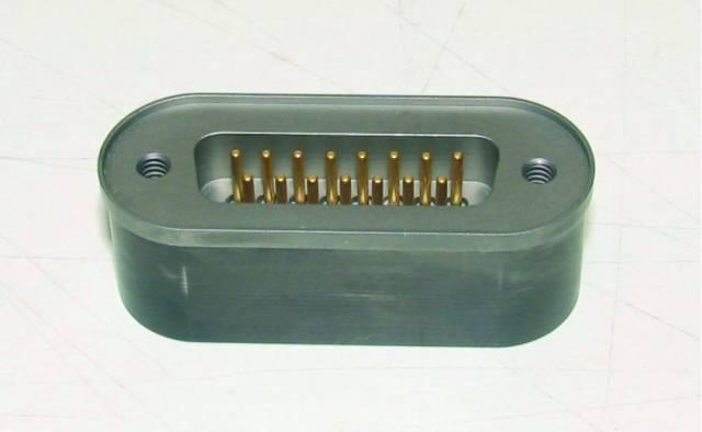 SPECIAL Feedthrough - Module in titanium Dsub 15 pins M/M